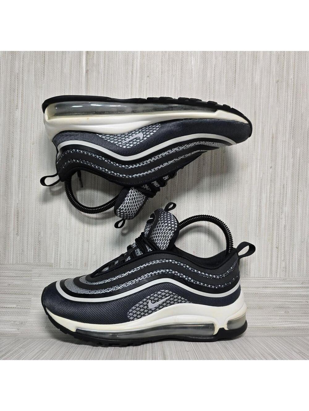 Nike Air Max 97 black trainers. Size US 5 #sneakers #runners